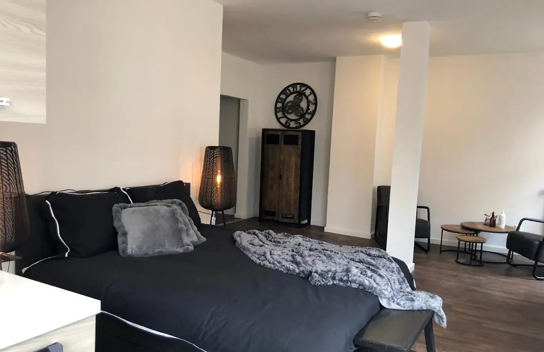 Bnb Grand Cafe Prins Bernhard-1